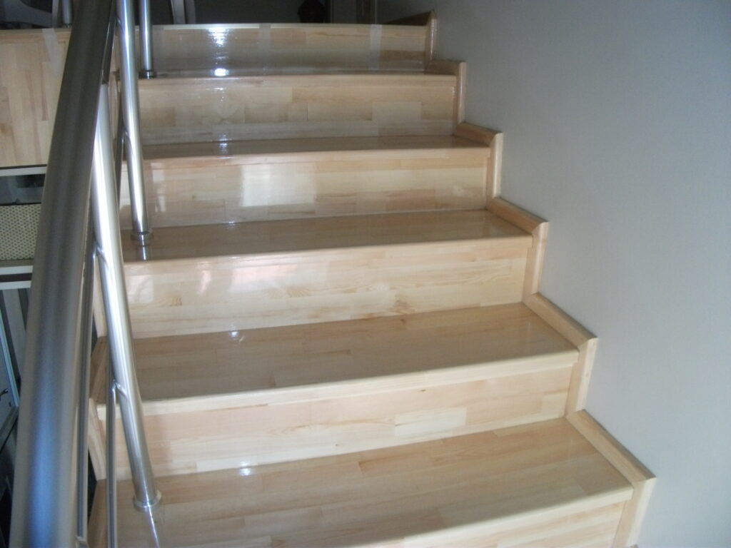 ahşap merdiven cila ustası